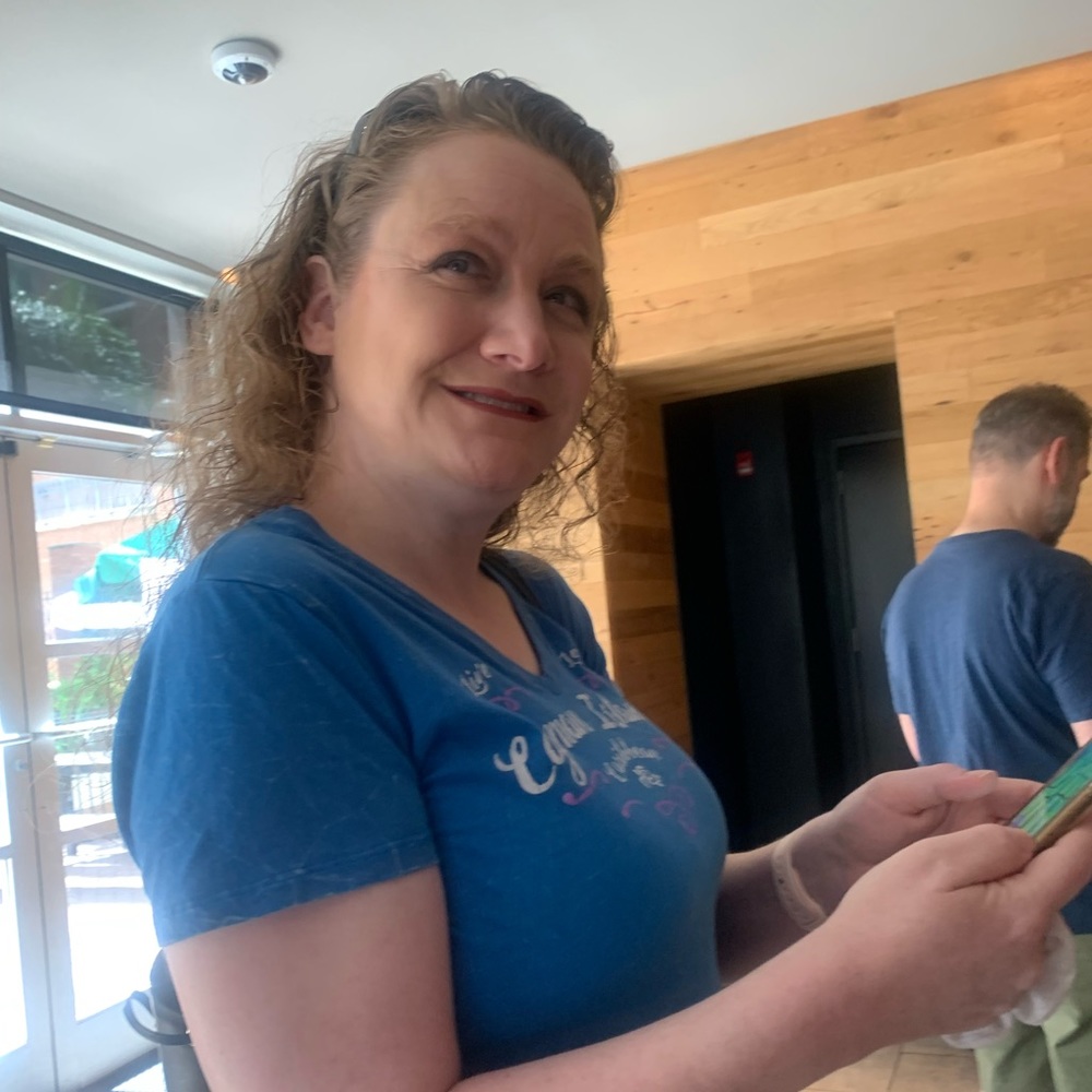 Meet your Posher, Veronica